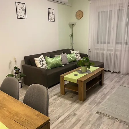 Katica Apartman Gyor Exterior photo