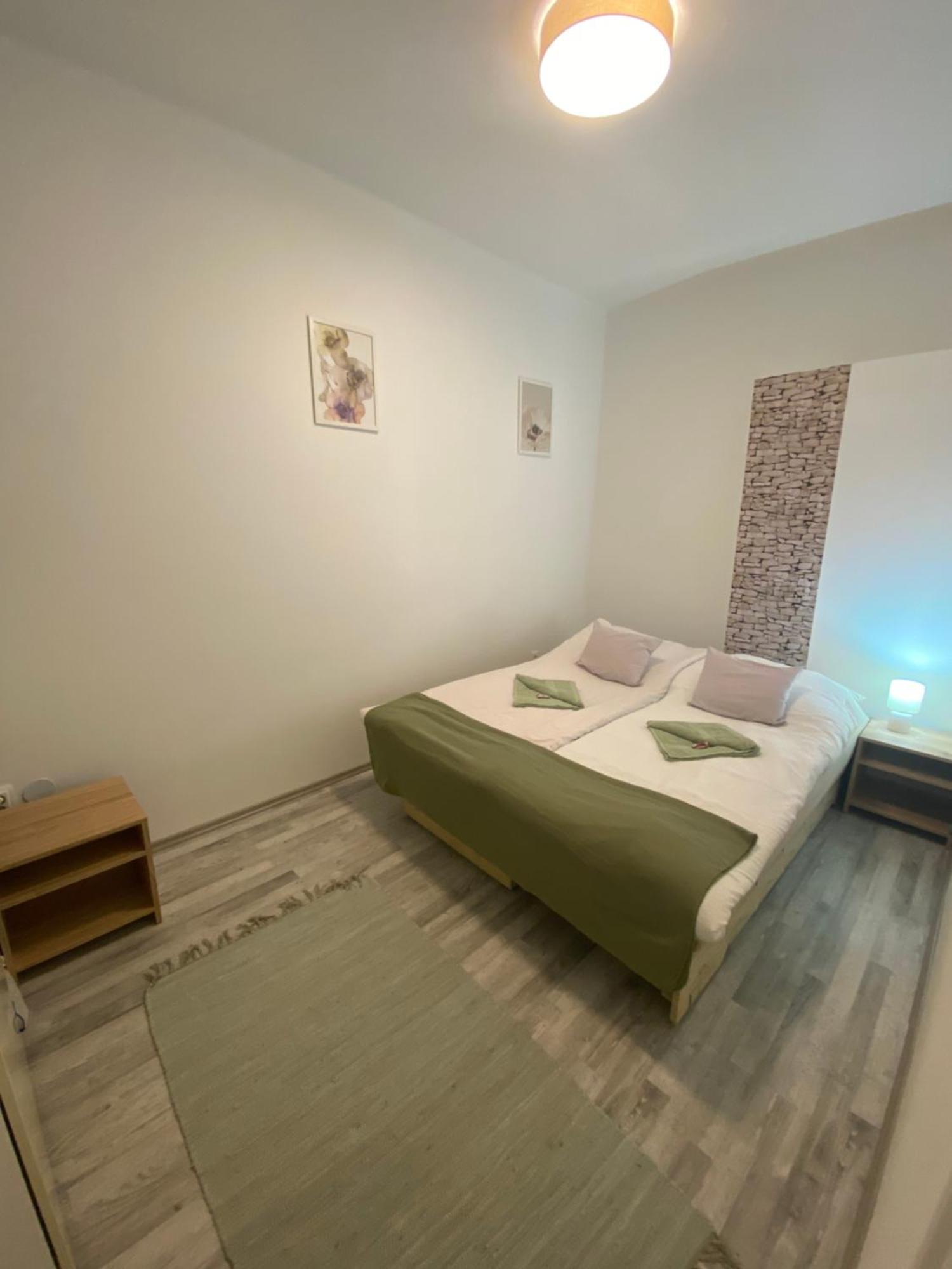 Katica Apartment Gyor